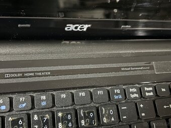 ACER ASPIRE 5820T i5  4gb RAM ATI mobility Radeon - 6