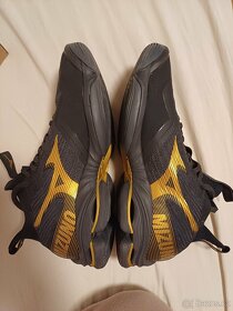 Sálové volejbalové boty Mizuno Energy vel.EU 39, UK 6, 25 cm - 6