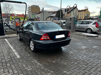 Mercedes-Benz C 200 W203 Sedan 1.8 Benzín - 6