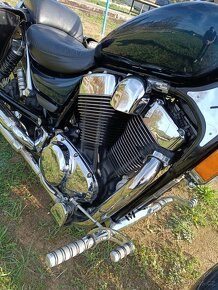 Suzuki Intruder 1400 2001 - 6