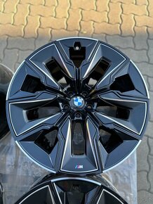 ✅ BMW sada diskov R21 G70 i7 909M Black - 6