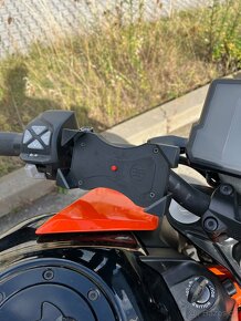 KTM 390 Duke // Výfuk LeoVince - 6