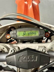 KTM EXC 500 4t, r.v.2014, najetou pouze 4 mth TOP, STK 04/26 - 6