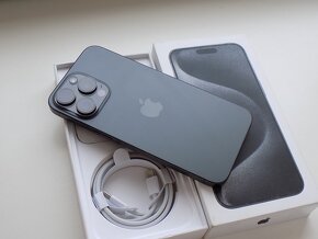 APPLE iPhone 15 Pro MAX 256GB Černý Titan -ZÁRUKA-TOP STAV - 6