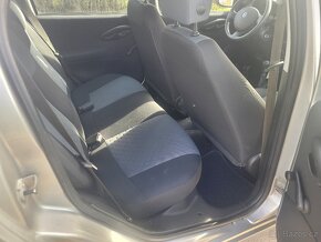 Fiat Punto Facelift 1,2 - 6