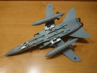 Panavia Tornado F.MK 3 - model letadla 1:72 - 6