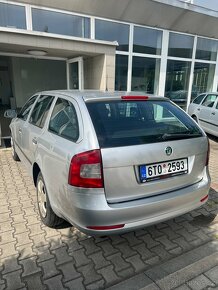 Škoda Octavia II Combi 1,6i Facelift - 6