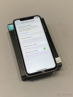 Apple iPhone Xs, 256GB Bílý - 6