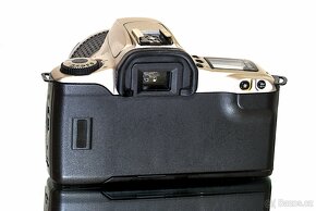 Canon EOS 300 + Canon 28-90 + blesk TOP STAV - 6