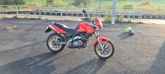 Aprilia Pegaso 650 Strada - 6