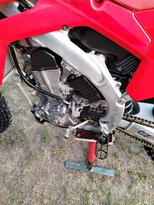 CRF 450R - 6