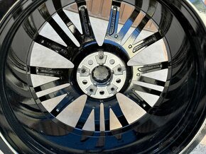 TOP kola 19” BMW 1 F40 M-Paket originál - 6