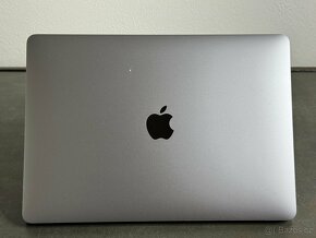 Macbook Air 13" 2019 i5 / 8GB / 128GB SSD - 6