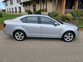 Škoda Octavia 3 1,4 TSI 103 KW, xenony, vyhř.sed - 6