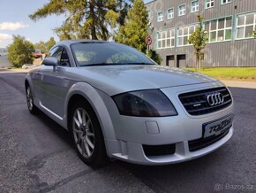 Audi TT coupé 3.2 quattro S-line V6 250 koní - 6