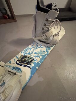 Komplet snowboard + vázání + boty - 6