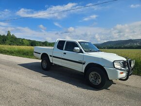 Pickup Mitsubishi L200 2002 2.5 l Diesel 85 kW Manual - 6