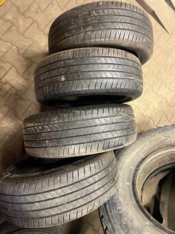 Bridgestone 245/45RF20 - 6