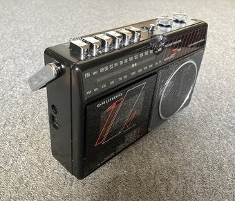 Radiomagnetofon GRUNDIG RR 245 - 6