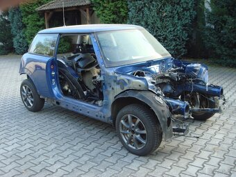 Mini Cooper 1.4i R56 skelet na díly - 6