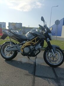 Aprilia shiver 750 - 6