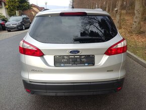 FORD FOCUS 1.0 i EcoBoost Titanium - 6