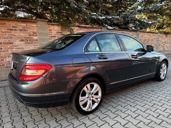 MERCEDES-BENZ C 2.2 CDi 125kW Avantgarde ☆ 6st. man ☆ 234tkm - 6