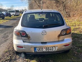 Mazda 3 1,4i 62kW, r.v. 2005 - 6