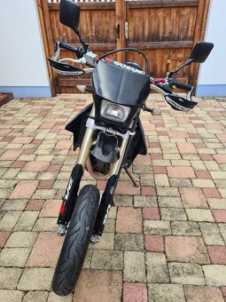 Suzuki DR-Z 400 SM - 6