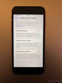 Apple iPhone SE 2, 64 GB, červená barva - 6