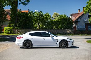 2012 Porsche Panamera V6 - 6