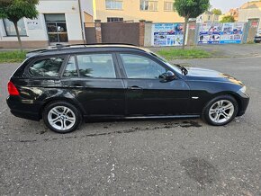 BMW 320D 2011 - 6