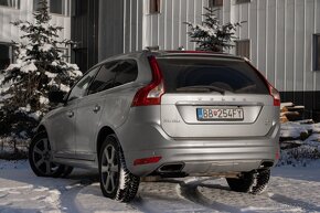 Volvo XC60 D5 Summum Geartronic AWD - 6