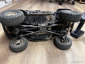 Axial SCX10 III Jeep 1:10 4WD v tuningu - 6