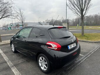 Peugeot 208 1,2 PureTech, 60kw - 6