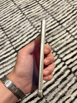 iPhone 11 64GB,bílý,super stav - 6