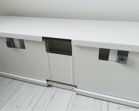 TV stolek IKEA (180x40x38) bílá - 6