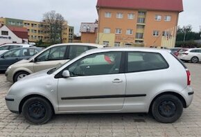 VW Polo 1.2 47 kW, rok 2003.  161 tis km. Tažné  - 6