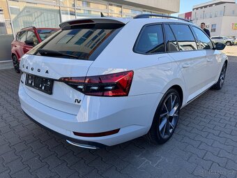 Škoda Superb 3 iV 1.4 TSI 160kW DSG Sportline ACC Panorama - 6