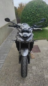 Triumph Street Triple 765 R - 6/2023 - 6