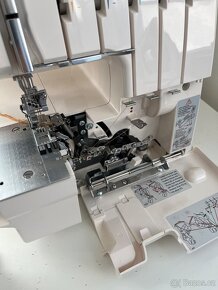 Šicí stroj / Overlock / Coverlock / Marrylock 3050 CL - 6