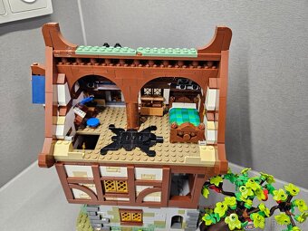 LEGO IDEAS 21325 Medieval Blacksmith - 6