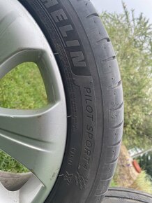 Prodám - Sadu Alu kol 5x110mm, ET39, R17, OPEL,Michelin - 6