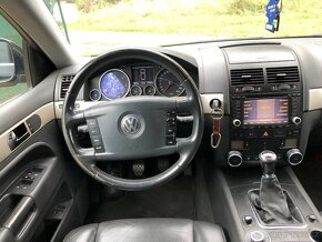 VW Touareg 4Motion 3.0 Tdi manuál 6 rychlostí - 6