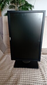 Dell Ultrasharp 1909W - 6