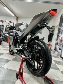 Yamaha YZF-R125 2015 TOP STAV 20000KM - 6