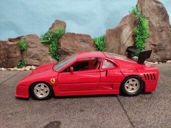 prodám model 1:18 ferrari 288GTO evoluzione - 6