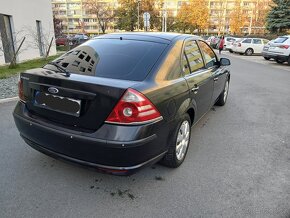 Ford Mondeo 1.8i najeto 149.000km - 6