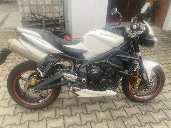 Triumph Street Triple 675 R - 6