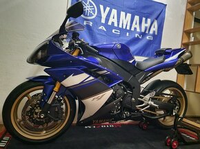 Yamaha R1 2008 - 6